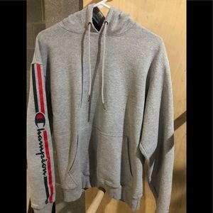 Men’s Champions Sweatshirt